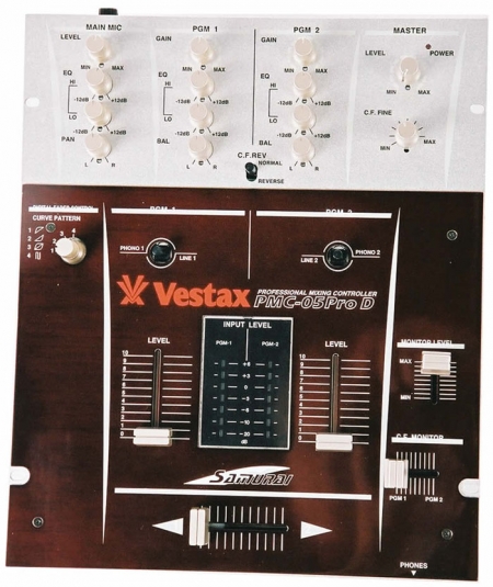 Mixer Vestax PMC 05 Pro D (Samurai) PRODUTO SEMI NOVO